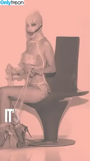 Christina Aguilera / XTINA фото голая #2836