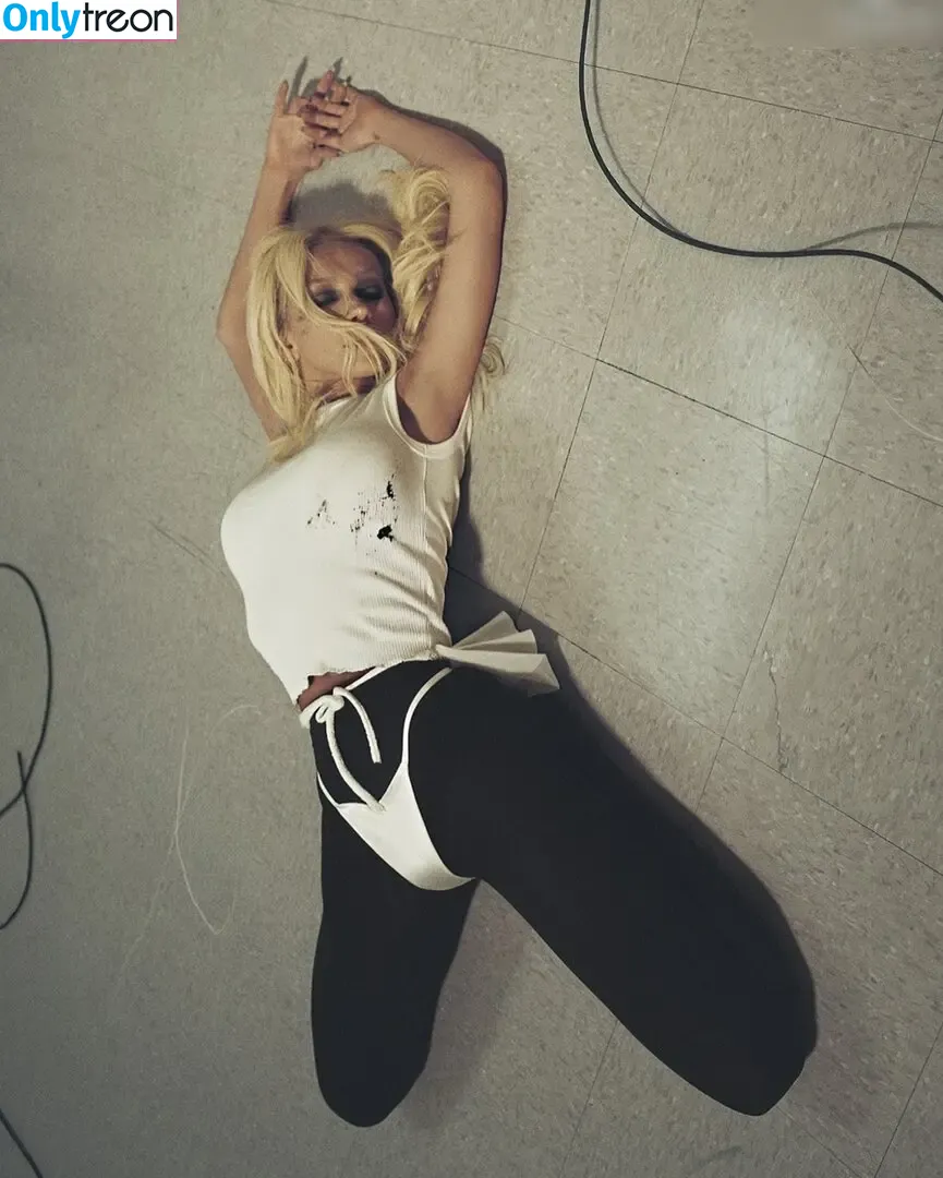 Christina Aguilera голая photo #2821 (XTINA)