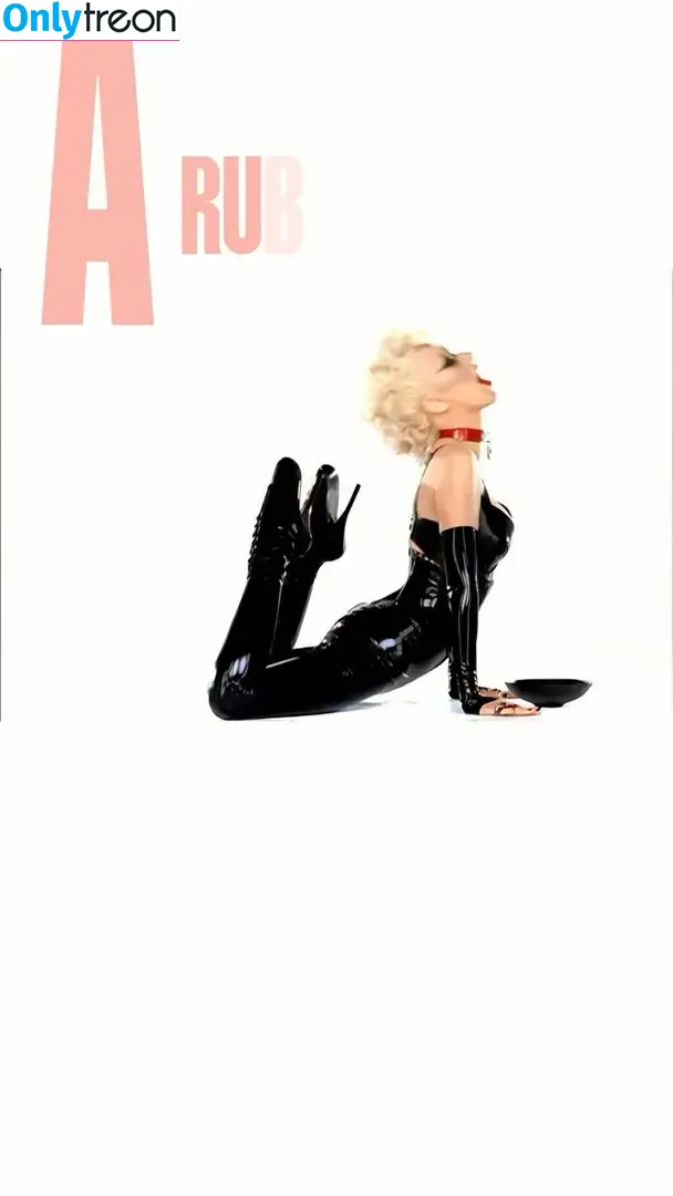 Christina Aguilera nude photo #2833 (XTINA)
