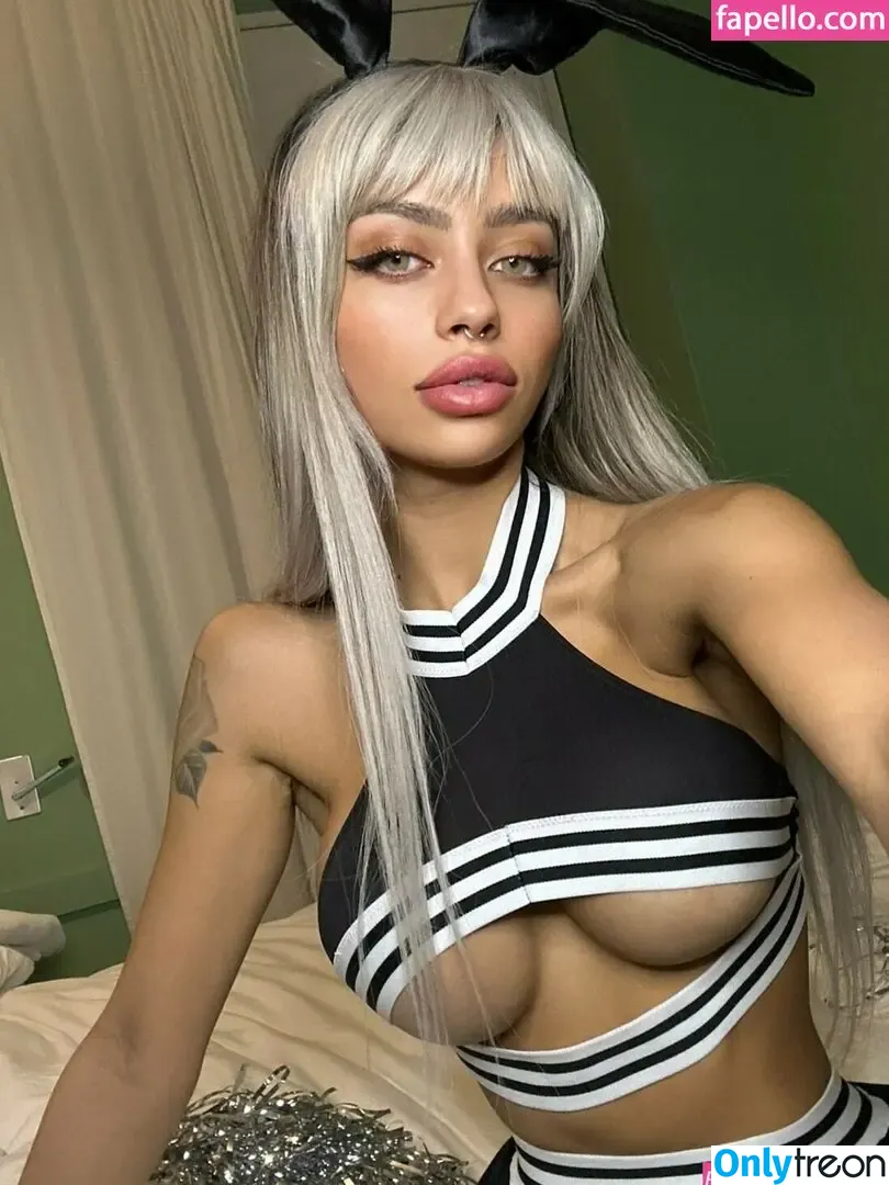 Christina Bertevello голая photo #0592 (christina.bertevello)
