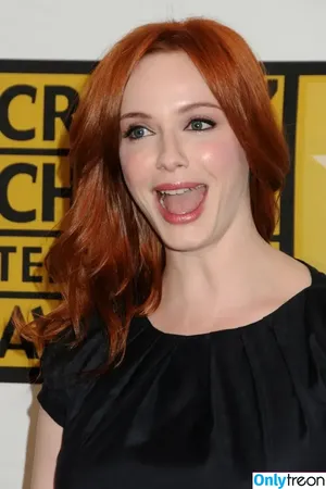 Christina Hendricks / actuallychristinahendricks nude photo #1729