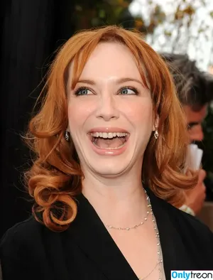 Christina Hendricks / actuallychristinahendricks nude photo #1801