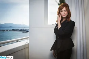 Christina Hendricks / actuallychristinahendricks nude photo #1835