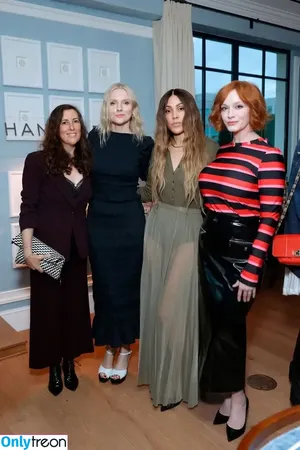Christina Hendricks / actuallychristinahendricks фото голая #1891
