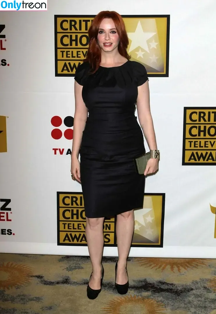 Christina Hendricks nude photo #1738 (actuallychristinahendricks)