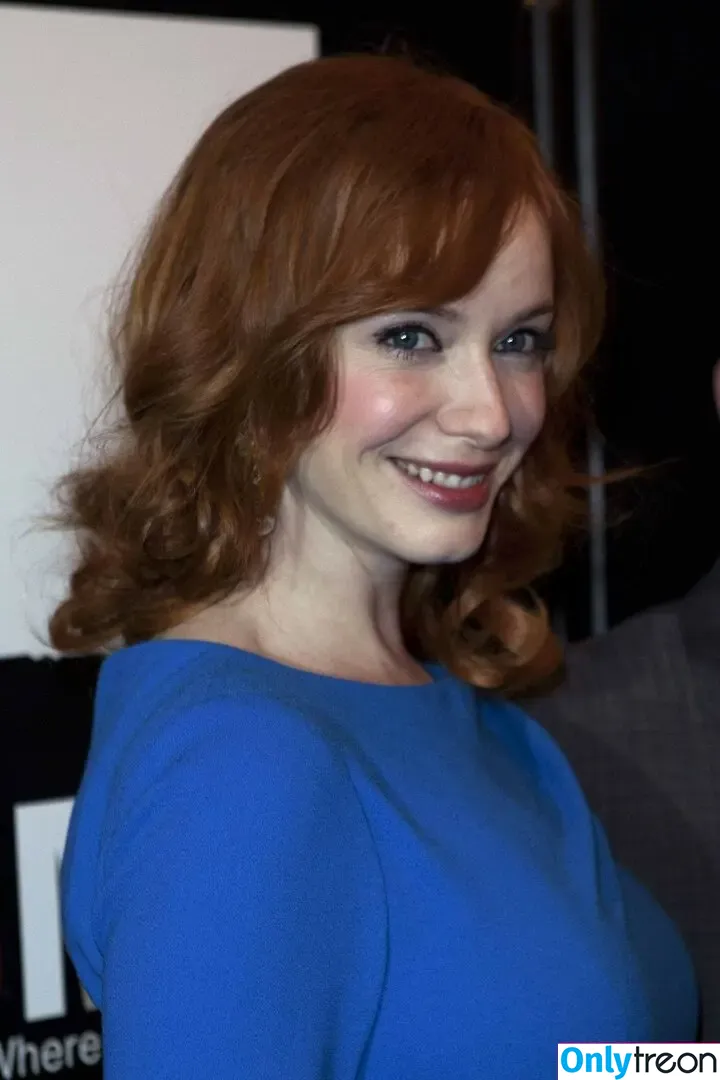 Christina Hendricks nude photo #1746 (actuallychristinahendricks)