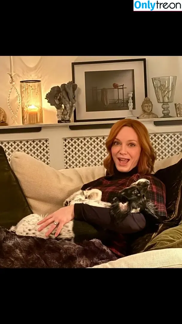Christina Hendricks nude photo #1822 (actuallychristinahendricks)