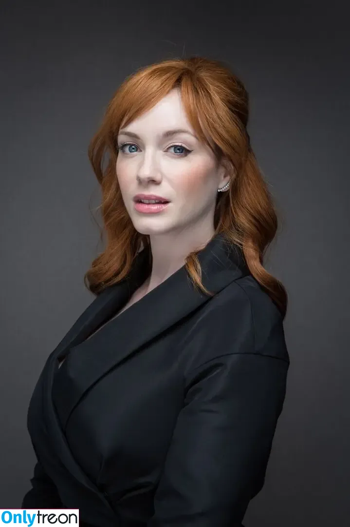 Christina Hendricks nude photo #1834 (actuallychristinahendricks)