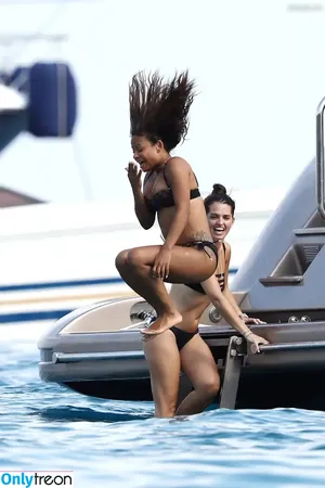 Christina Milian / christinamilian / kacytgirl фото голая #1529