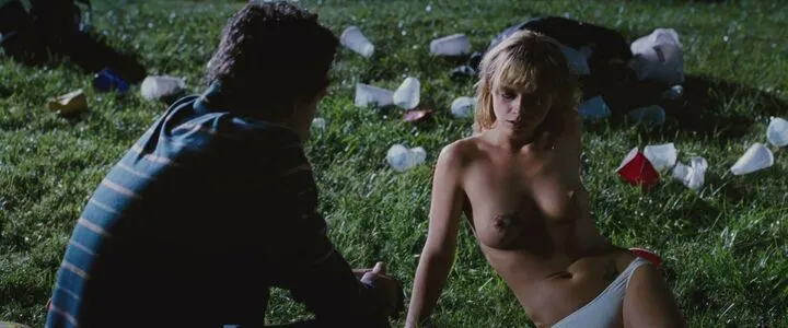 Christina Ricci / ChristinaRicci / arianaricci / riccigrams фото голая #0270