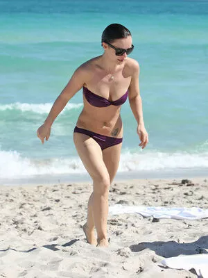 Christina Ricci / ChristinaRicci / arianaricci / riccigrams фото голая #0529