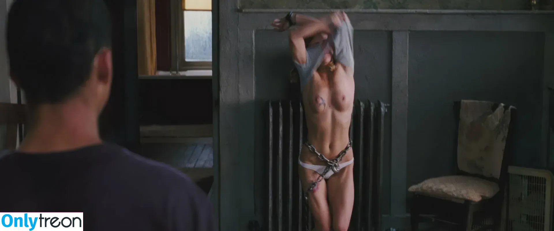 Christina Ricci голая photo #0285 (ChristinaRicci / arianaricci / riccigrams)