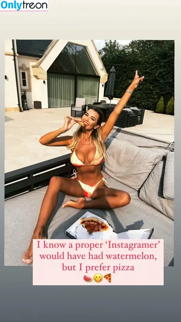 Christine McGuinness голая photo #0336 (mrscmcguinness)