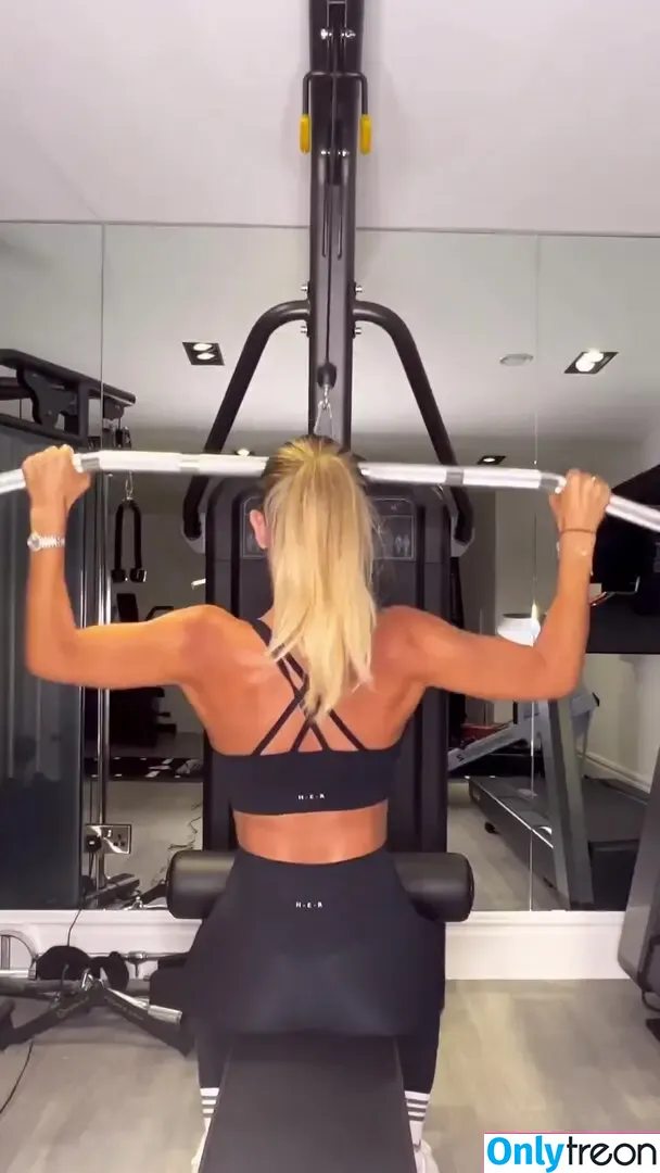 Christine McGuinness голая photo #0380 (mrscmcguinness)