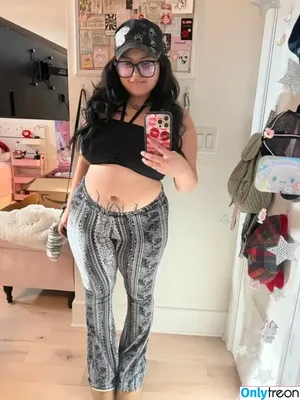 Chubbikitticat / Y2kfairyforever nude photo #0041