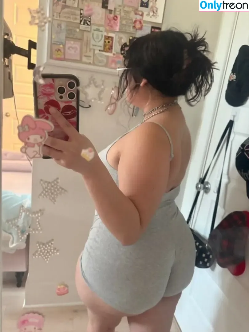 Chubbikitticat nude photo #0045 (Y2kfairyforever)