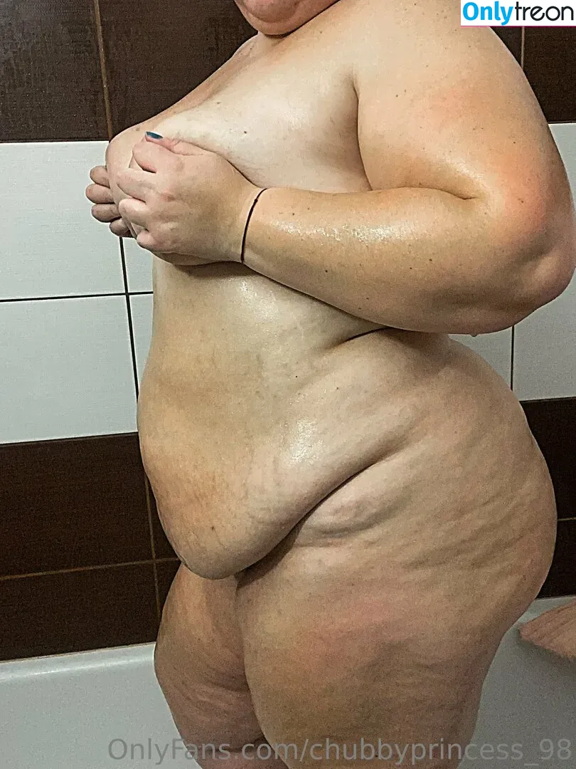 chubbyprincess_98 nude photo #0011 (fb_0296)