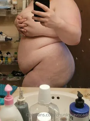 chunkyxavocado / bananavocado nude photo #0062