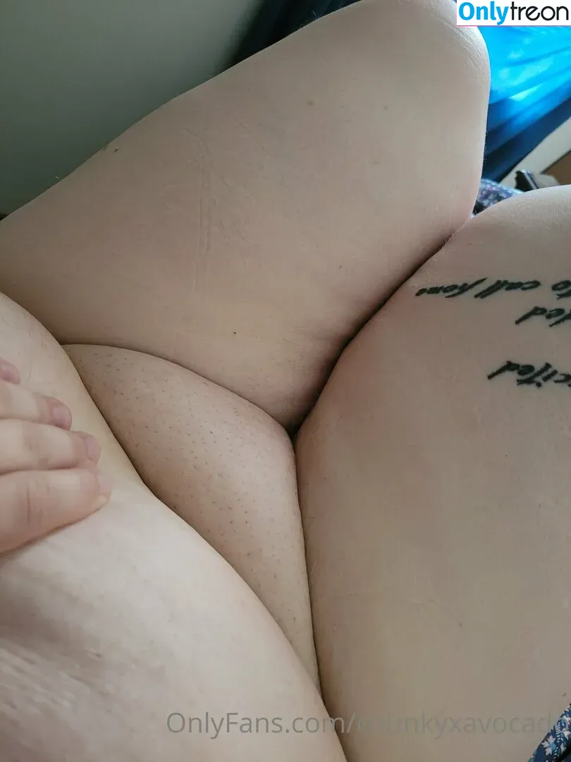 chunkyxavocado nude photo #0033 (bananavocado)