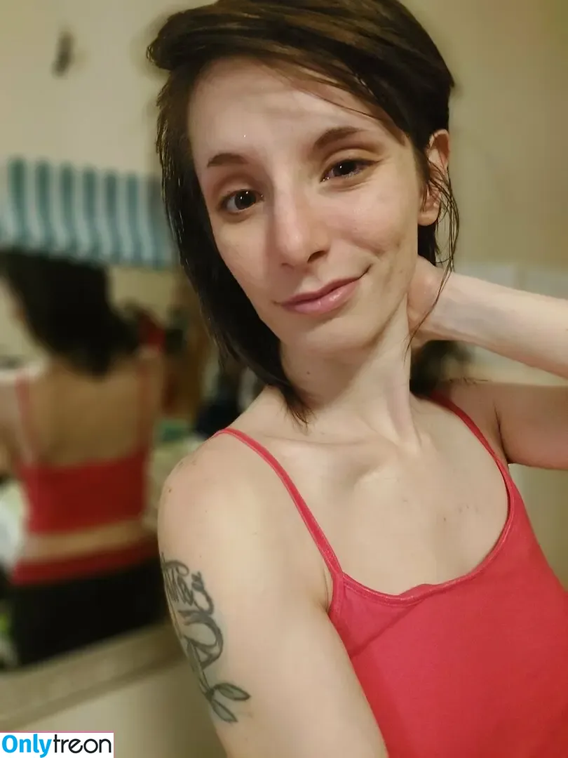 chxsoup nude photo #0003 (hungrywino)