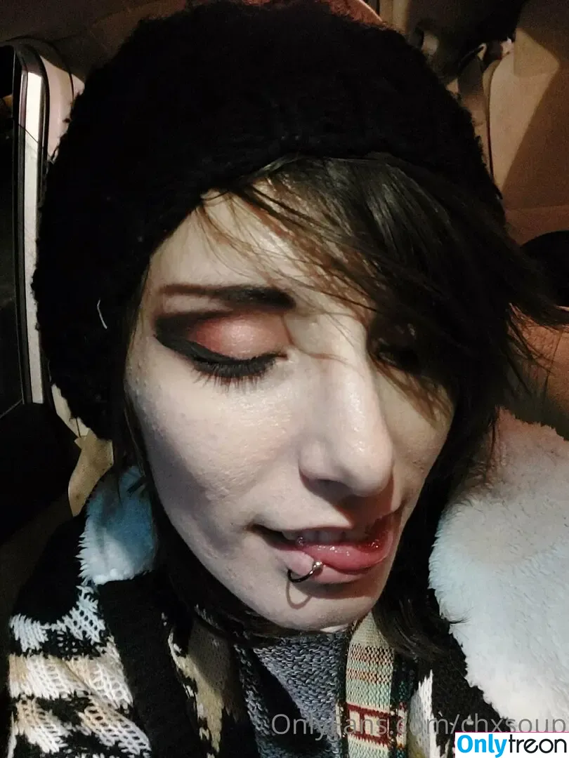 chxsoup голая photo #0007 (hungrywino)