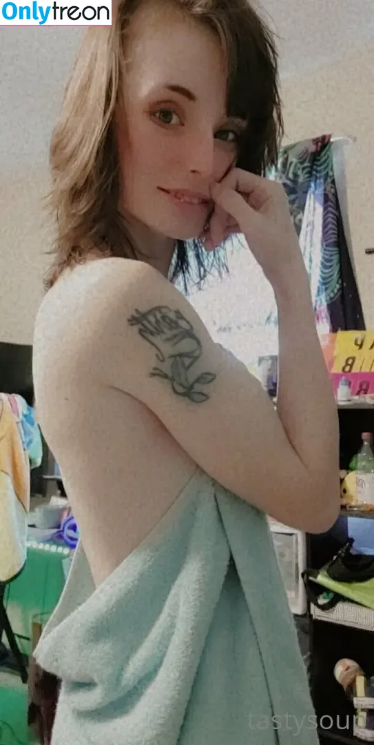 chxsoup nude photo #0035 (hungrywino)