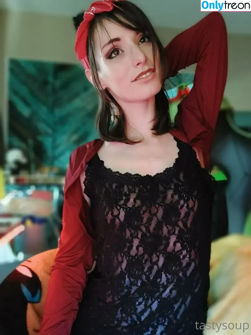 chxsoup nude photo #0041 (hungrywino)