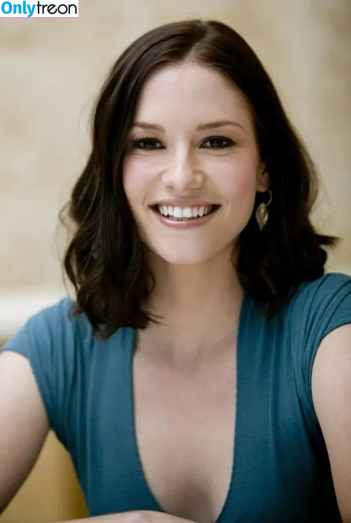 Chyler Leigh голая photo #0011 (chy_leigh)