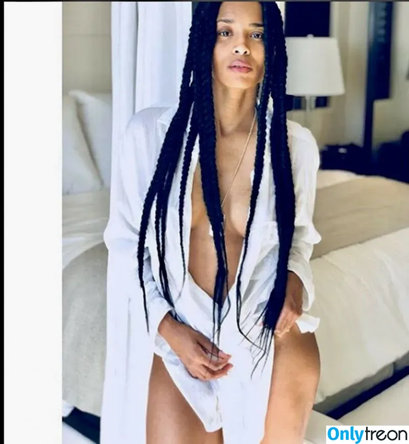 Ciara nude photo #0022 (Ciara)