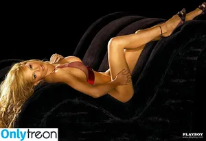 Cindy Margolis / cindymargolis nude photo #0043