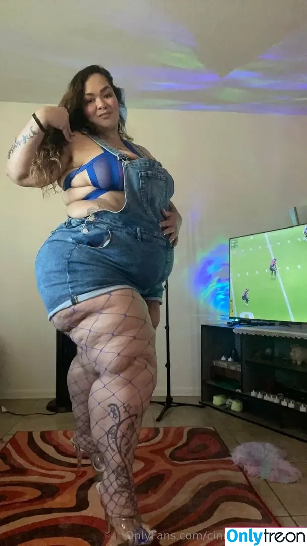 cinnamonbentley nude photo #0153 (_cinncinncinny_)