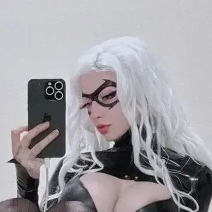 Cinnannoe nude photo #0003