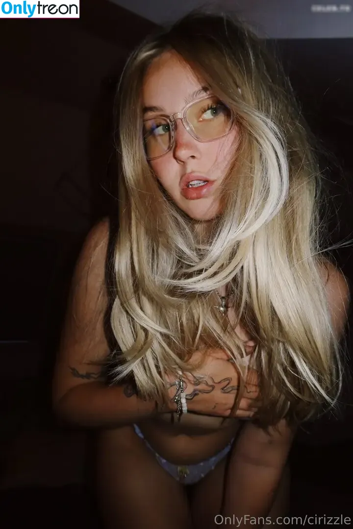 Cirizzle nude photo #0874 (cirizle / cirizzzle)