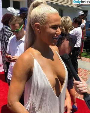 CJ Perry aka Lana / thecjperry nude photo #0018