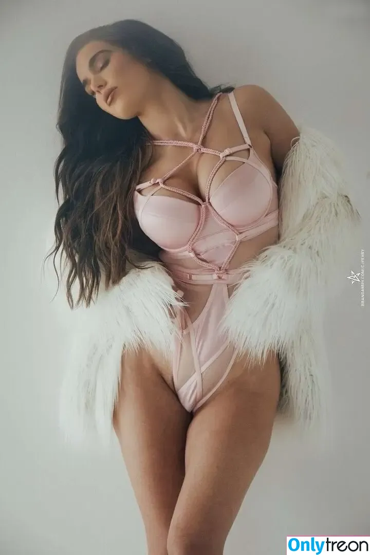 CJ Perry aka Lana nude photo #0096 (thecjperry)