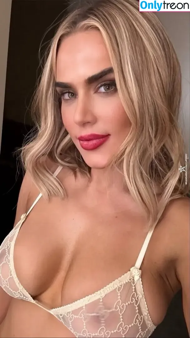 CJ Perry aka Lana nude photo #0111 (thecjperry)