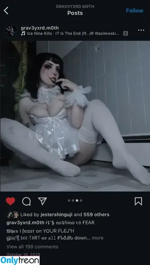 Cl0udym0th / あいみの部屋 (aimi nude photo #0002
