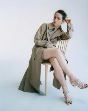 Claire Foy / theclairefoy nude photo #0014