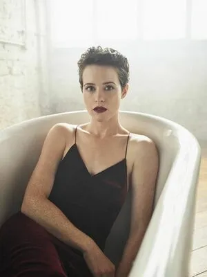 Claire Foy / theclairefoy nude photo #0029