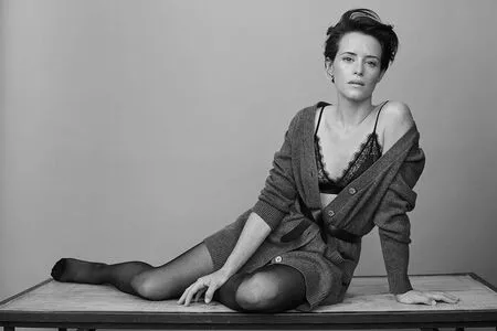Claire Foy / theclairefoy nude photo #0037