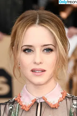 Claire Foy / theclairefoy nude photo #0132