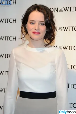 Claire Foy / theclairefoy nude photo #0136