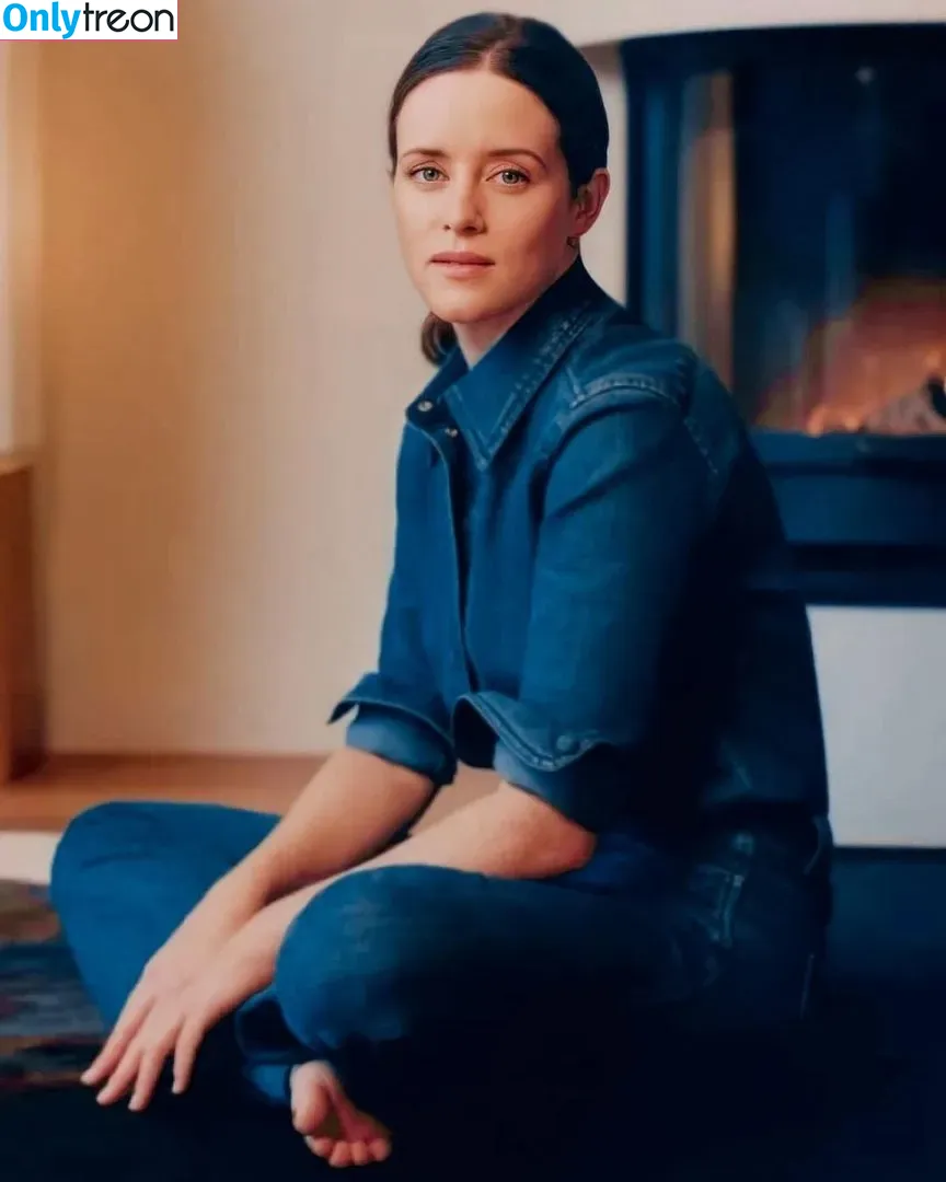 Claire Foy голая photo #0004 (theclairefoy)