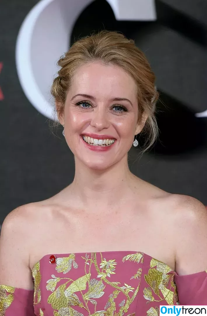 Claire Foy nude photo #0082 (theclairefoy)