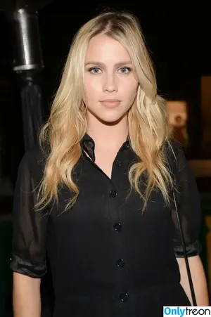 Claire Holt / claireholt nude photo #0227