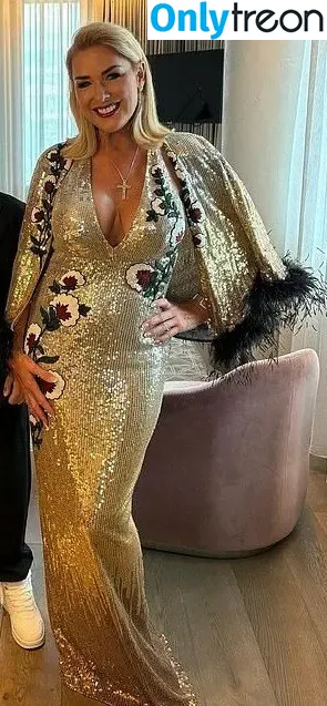 Claire Sweeney голая photo #0103 (claire.sweeney)