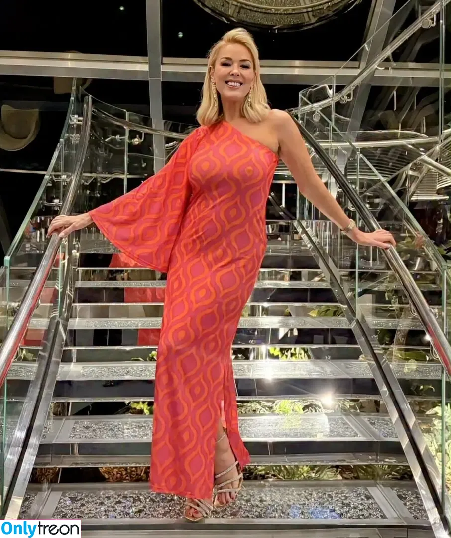 Claire Sweeney голая photo #0105 (claire.sweeney)