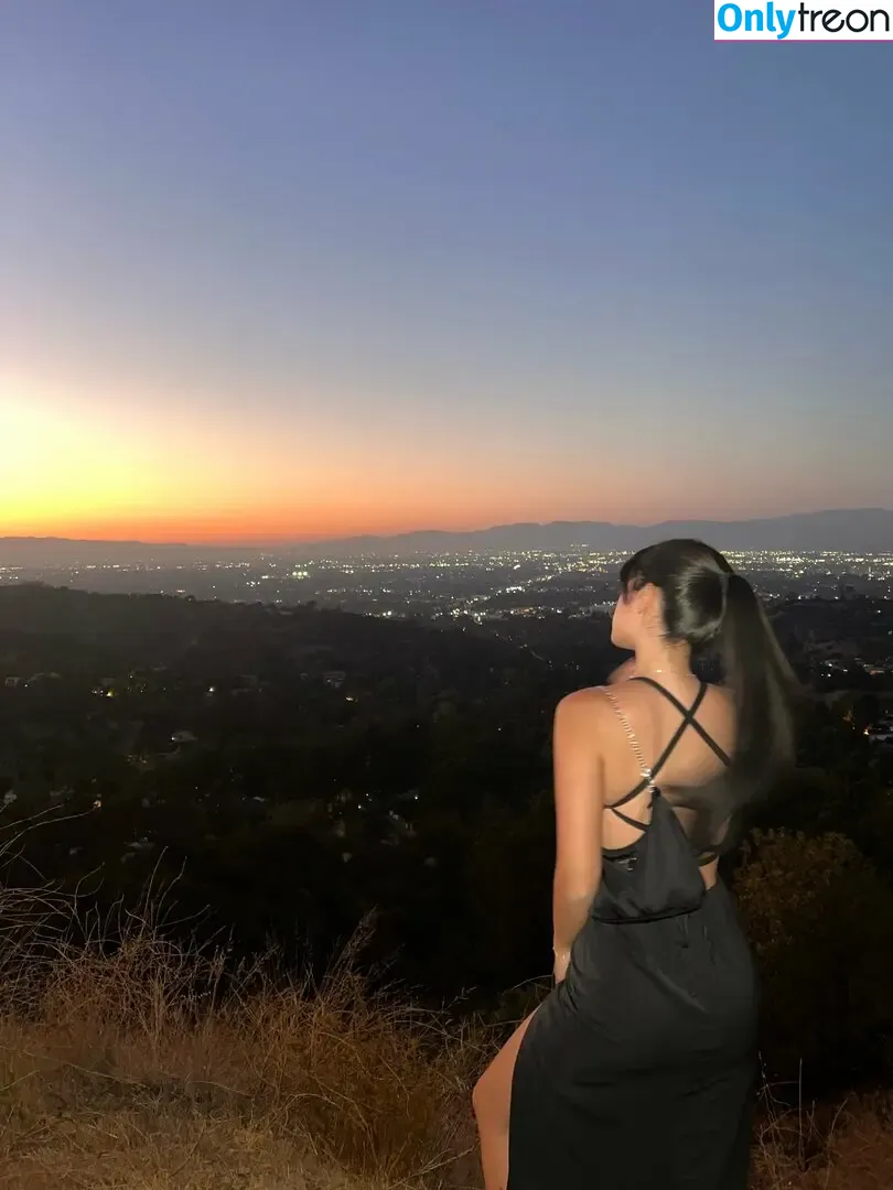 clairewntr nude photo #0021 (clairewntr)