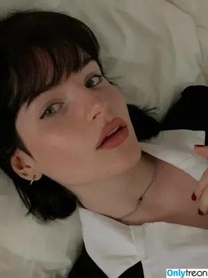  nude photo #0002
