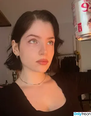  nude photo #0003